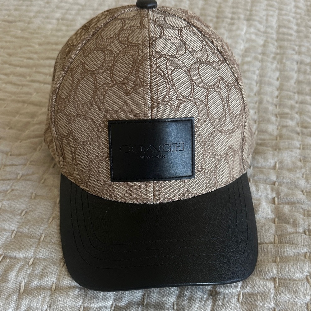 Coach Tan and Black Signature Cap